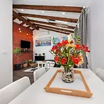 The Attic Apartmán