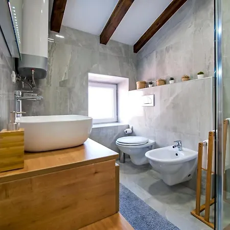 The Attic Apartment