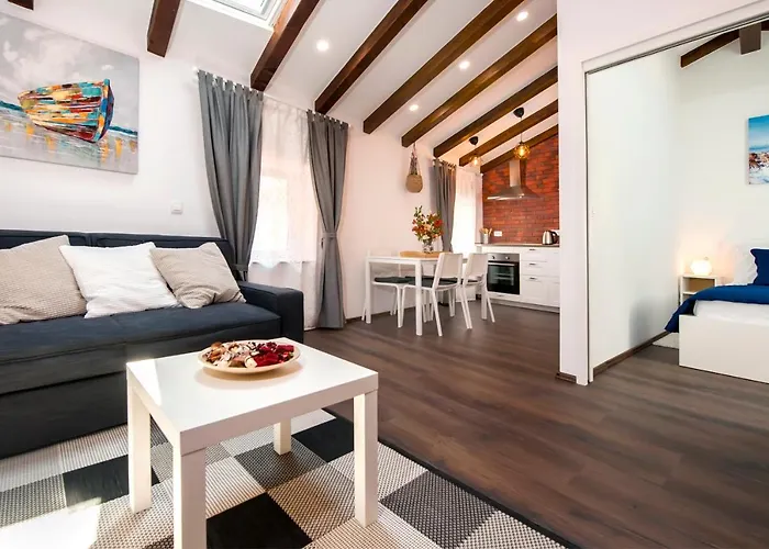Apartment The Attic *